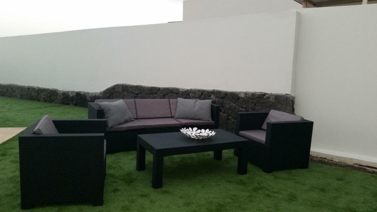 Villaantonia Private Huge Heated Pool And Super Fast Wifi Playa Blanca  Extérieur photo